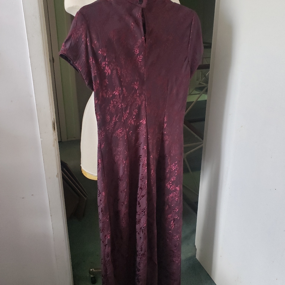 Dress - Picture 8 of 11